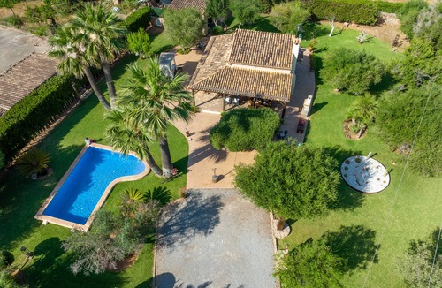 Alcudia Villa | BEAUTIFUL RUSTIC VILLA IN ALCUDIA 1 KM FROM THE BEACH, FREE WIFI, PRIVATE POOL.