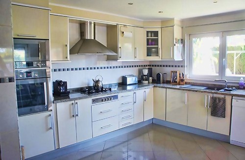 La Canyada dels Pins Villa | BIG DISCOUNT JUNE & JULY- Valencian Villa Beach City. Waterfall Pool and Jacuzzi