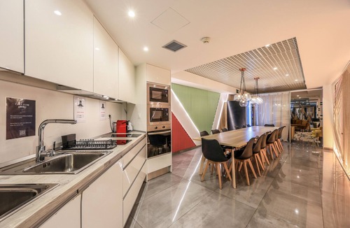 Gaztambide Bed & Breakfast | Blasco de Garay, double room with gym 106