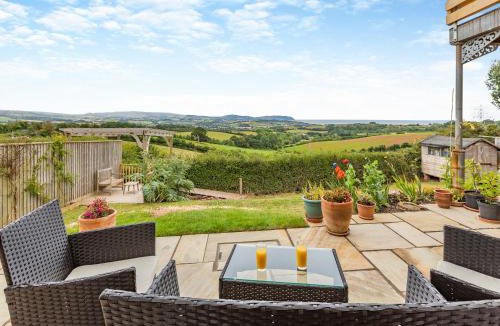 Fiddington House | Blue Inkle