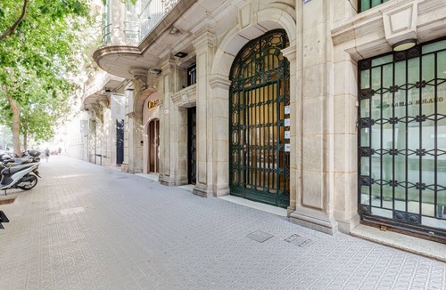 Eixample Apartment | Blueground | Dreta de l'Eixample, view, nr Sagrada Familia