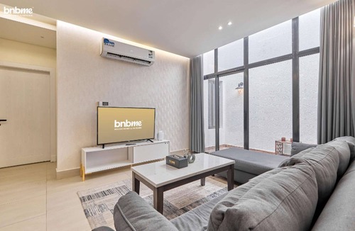 Riyadh Apartment | bnbme | Stylish 3-Bedroom Apartment in Riyadh