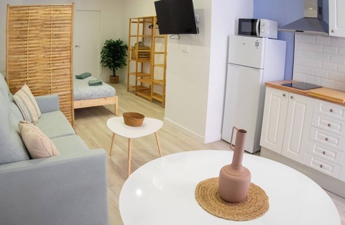 La Malva-rosa Apartment | Boho Beach Flats