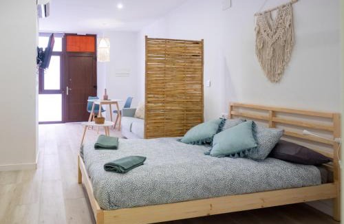 La Malva-rosa Apartment | Boho Beach Flats