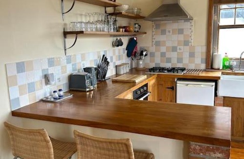 Sheringham Apartment | Bright, spacious flat close to beach, Cliff Road