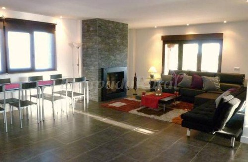 El Berrueco Cottage | Cabin ∙ 3 bedrooms ∙ 12 guests