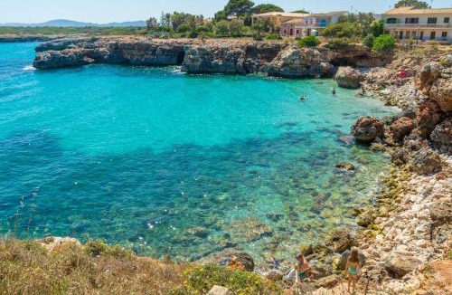 S'Illot-Cala Morlanda Ski Chalet | Cala Rafalino