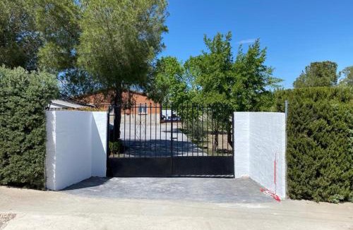 Fuentiduena de Tajo House | Casa con piscina, Villa Alarilla