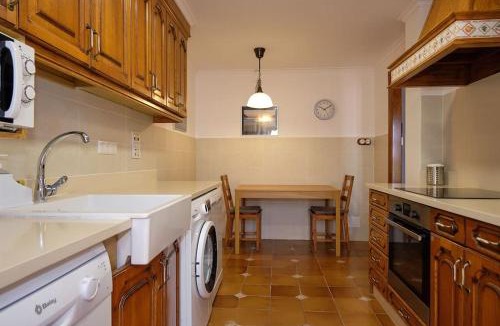 Distrito Rural Este House | Casa de pueblo adosada, en la zona rural de Gijón.