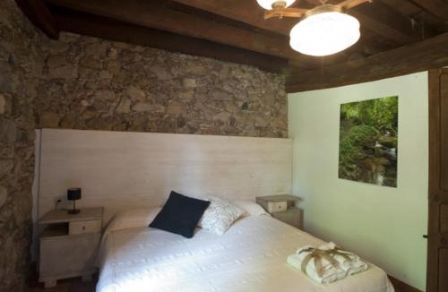 Sant Feliu de Pallerols House | Casa Prat