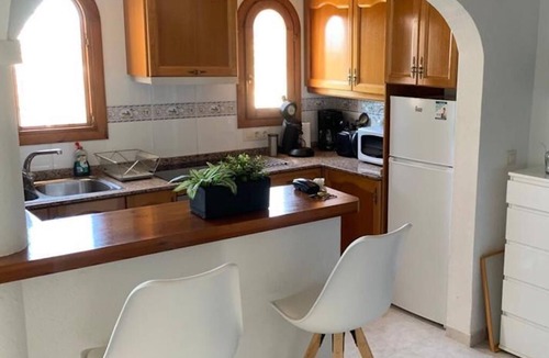 Empedrola House | Casa Rosa - Quietly located house with beautiful panoramic view & fiber wifi