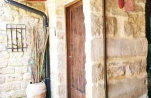 San Asensio Cottage | Casa Rural Los Carros, house with courtyard for 8 people