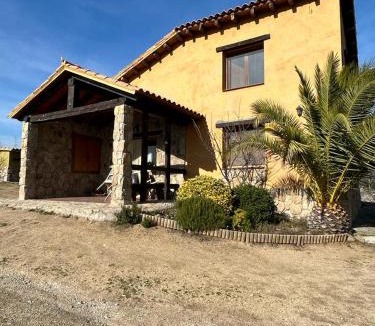 El Tiemblo House | Casa Rural Ocre