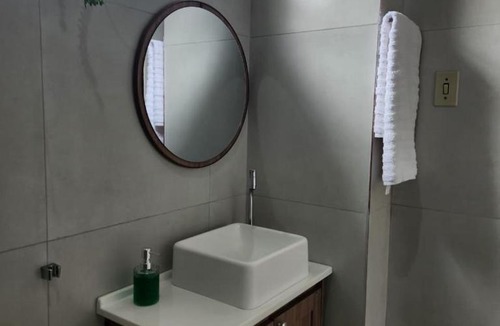 Aimores House | Casa simples e funcional