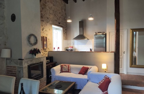 Miraflores de la Sierra House | Centenary Villa on the edge of mountain village near Madrid