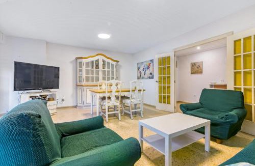 Ruzafa Apartment | Centrally located temporary, very spacious Pataconabluerentals