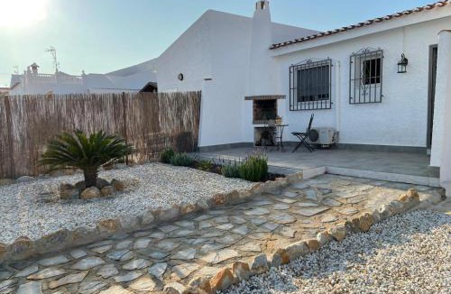 La Siesta House | CHALET CON PISCINA PRIVADA