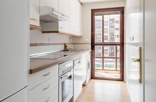 Rejas Apartment | Charming Airport IV - Design apartment next to the airport