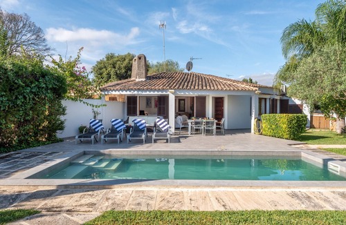 Crestatx House | Charming Holiday Home "Casa Pequeña Crestatx" with Wi-Fi, Garden, Terraces & Pool