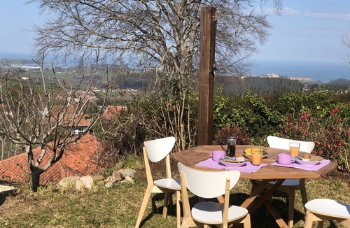 Canales Apartment | Charming house next to Comillas