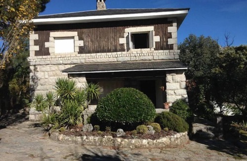 Valdemanco House | Charming rustic chalet with fabulous garden