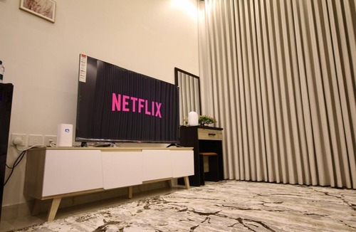 Riyadh Apartment | Chic 1-bedroom apartment with AC, WiFi in brilliant Riyadh