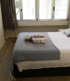 Cuatro Caminos Apartment | Chusbad place zona Cuzco-Santiago Bernabéu Edificio Eurobuilding 2