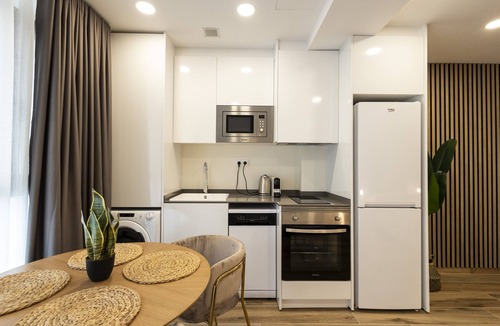 Benicalap Apartment | Cortes A by Concept Flats