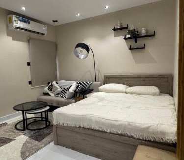 Al Hamra Apartment | Cosy and comfortable studio