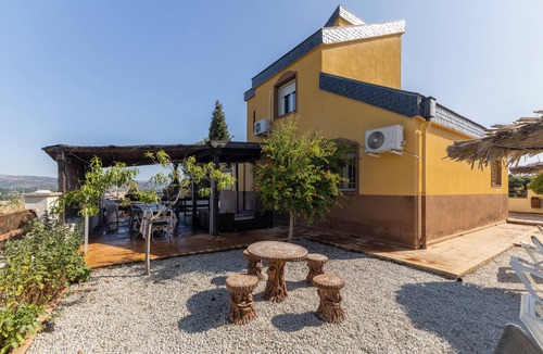 Aldea del Fresno House | Country House 'El Mirador De Calalberche' with Mountain View, Wi-Fi and Air Conditioning