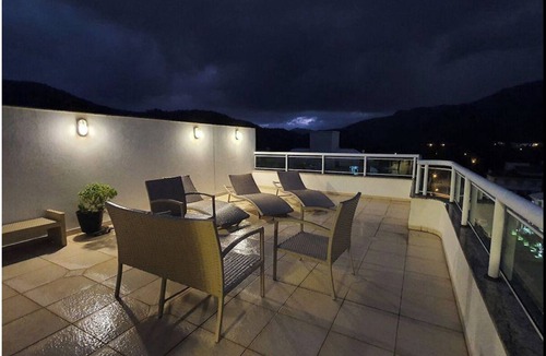 Governador Celso Ramos Apartment | COVERAGE FOR 8 PEOPLE + BEACH PALMS 250 SEA BEACH