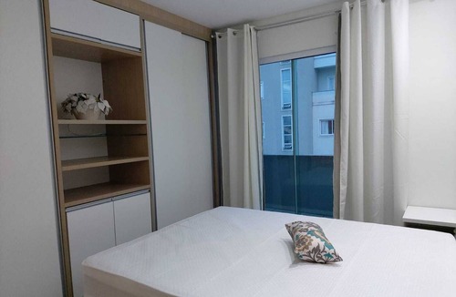 Centro Apartment | Coverage in Bombinhas 100m from the Sea!