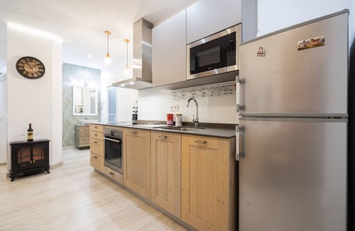 Lista Apartment | COZY APARTMENT IN THE NEIGHBORHOOD OF SALAMANCA JOG48