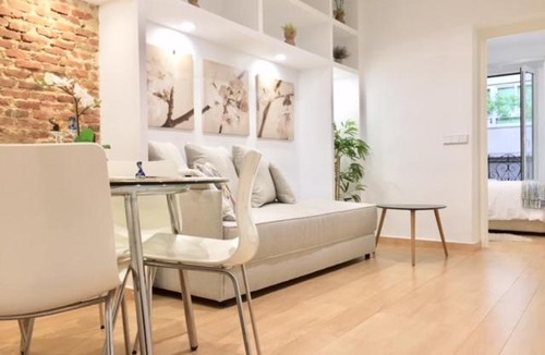 Salamanca Apartment | Cozy Goya-Salamanca Flat
