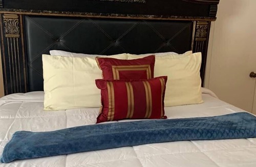 Stone Mountain House | Cozy Stone Mountain Villa