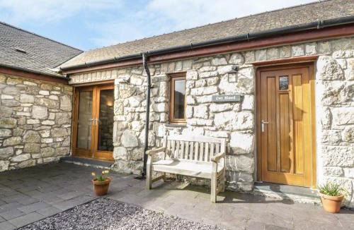 Penmon House | Cwt Blawd