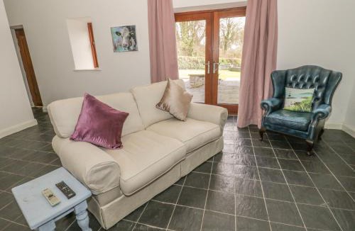 Penmon House | Cwt Blawd