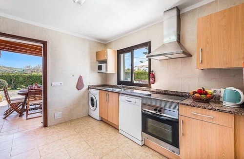 El Vila Villa | Detached Villa, A/C, Private Pool, Fabulous Mountain Views just 3 mins drive to Port de Pollensa!