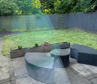 Littleover Apartment | Do not book having difficulty removing from page house is not bookable