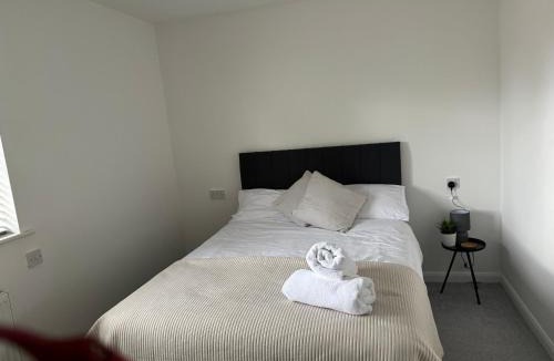 Littleover Apartment | Do not book having difficulty removing from page house is not bookable