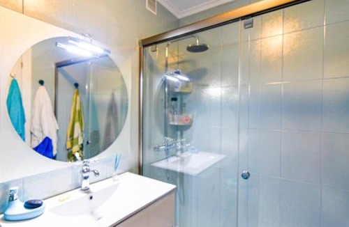 Suances Apartment | Dos habitaciones Coqueto y cómodo apartamento con piscina y padel