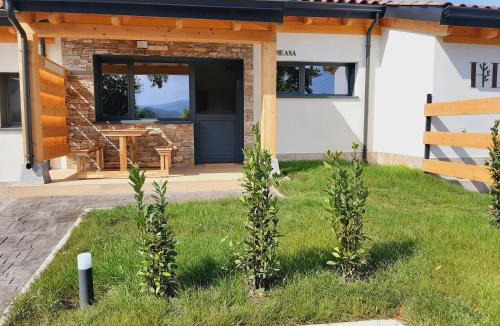 Lloreda Apartment | El Hogar de LELU