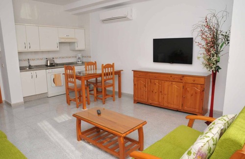 Vecindario Apartment | EmyCanarias Spacious 1 Bedroom Apartment