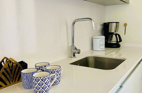 Torrox Costa Apartment | Enjoy the sun, sand and salty sea in a stylish floor on the first line