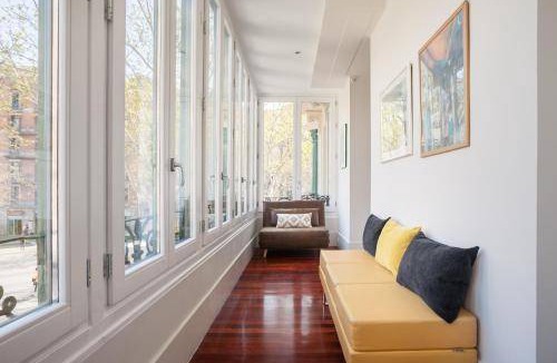 Esquerra de l'Eixample Apartment | 120 m² Apartment ∙ 3 bedrooms ∙ 10 guests