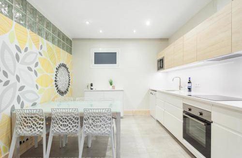Esquerra de l'Eixample Apartment | 120 m² Apartment ∙ 3 bedrooms ∙ 10 guests
