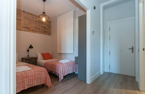 Esquerra de l'Eixample Apartment | 55 m² Apartment ∙ 2 bedrooms ∙ 4 guests