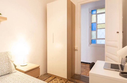 Esquerra de l'Eixample Resort | 150 m² Private room ∙ 1 bedroom ∙ 1 guest