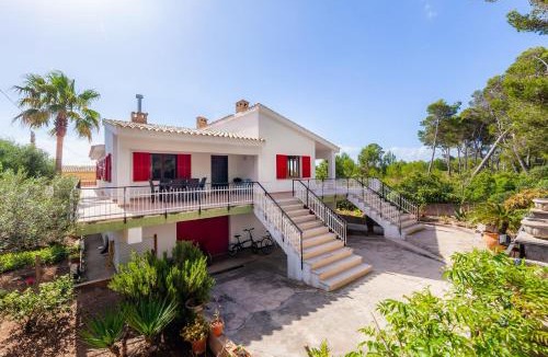 Es Carregador House | Es Pins