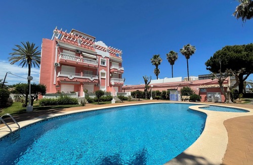 Denia Apartment | Estudio ideal para parejas con vistas a la piscina en Jazmines